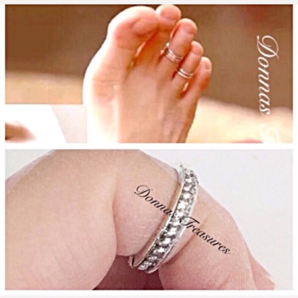 💐Antiqued Silver Open Backed Toe/Finger Ring